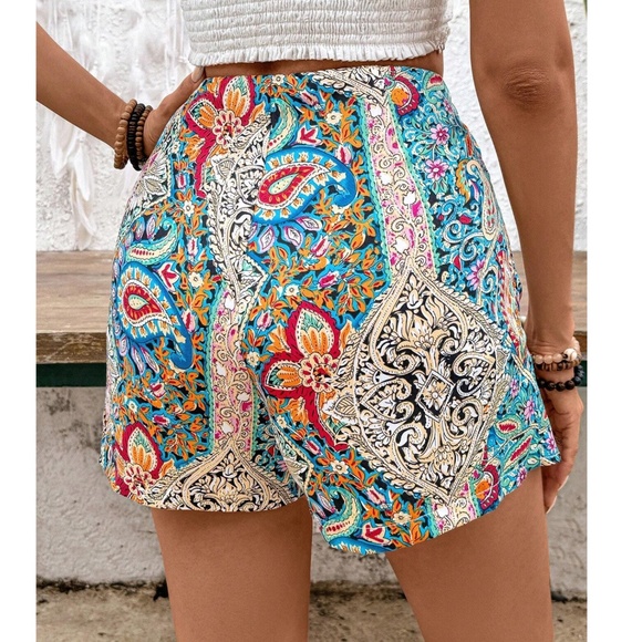 Boho Paisley Floral Print Twist Detail Mini Skort - Picture 4 of 6
